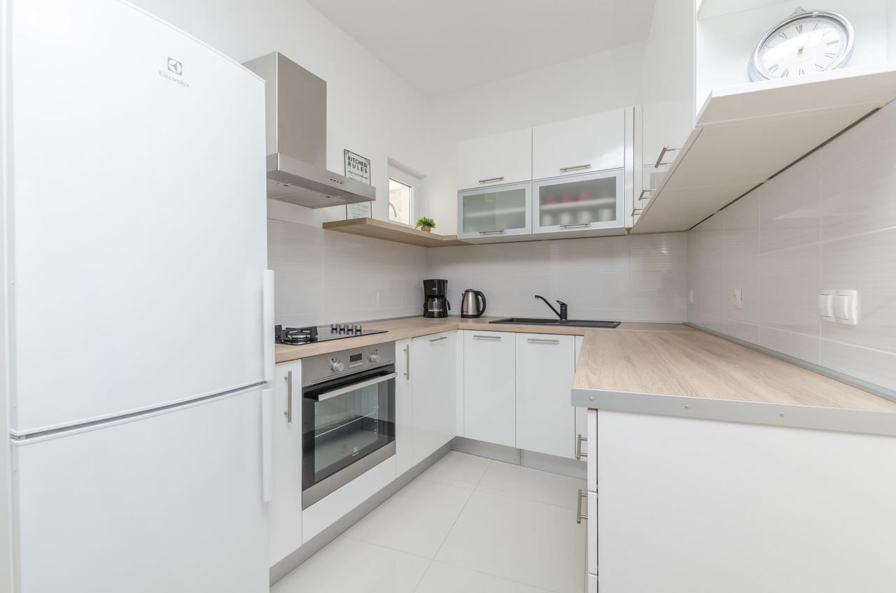 Apartments Dasa Primosten Exterior photo